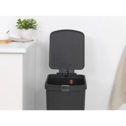 Brabantia StepUp Pedaalemmer 40 Liter Dark Grey -Royal Boch Winkel 102 0023 3 1