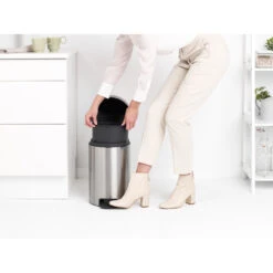 Brabantia Newicon Pedaalemmer 12 L Mat Staal -Royal Boch Winkel 102 1204 4 1