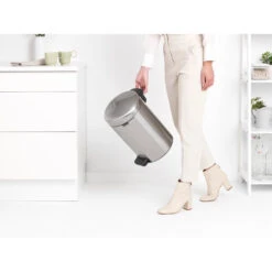 Brabantia Newicon Pedaalemmer 12 L Mat Staal -Royal Boch Winkel 102 1204 5 1