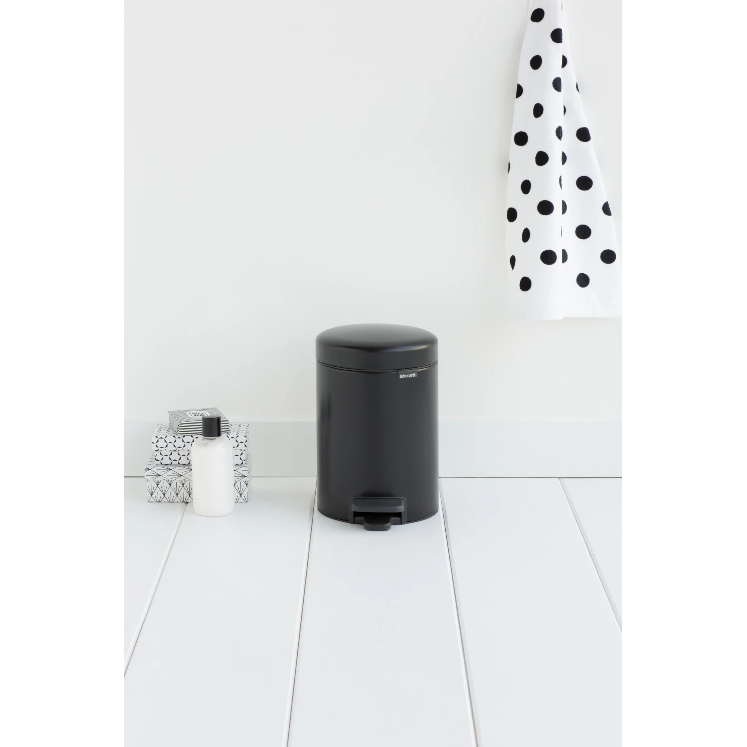 Brabantia Newicon Pedaalemmer 3 L Mat Zwart 6 Brabantia Newicon Pedaalemmer 3 L Mat Zwart - Afbeelding 4