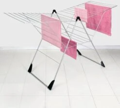 Tomado-Metaltex Breva Droogrek Zilver 58 X 133 X 109 Cm 7 Tomado-Metaltex Breva Droogrek Zilver 58 X 133 X 109 Cm -Royal Boch Winkel metaltex droogrek vento 30mtr zilvergrijs 70127 1